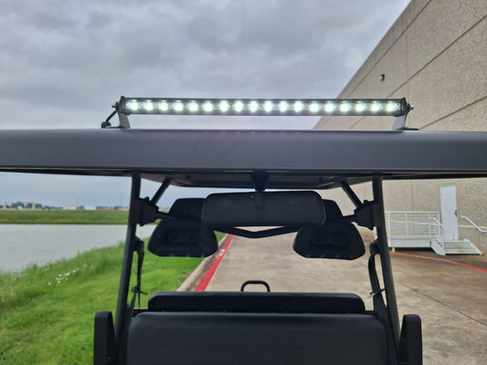 Vitacci Rover 4-seat electric golf cart