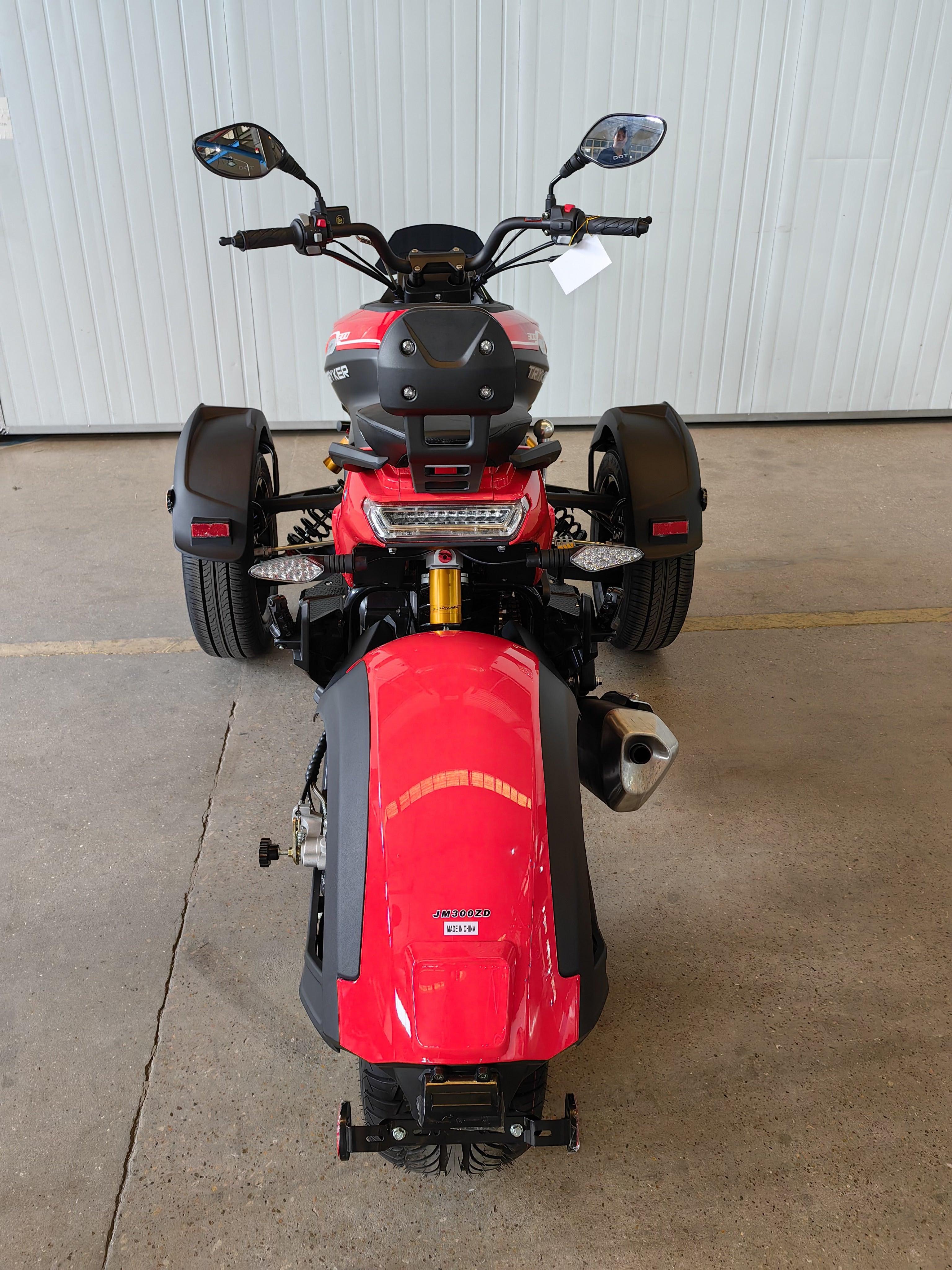 300cc EFI Tryker Trike Scooter Gas Moped Fully Automatic with Reverse - Amigo Tryker 300 - TurboPowersports.com