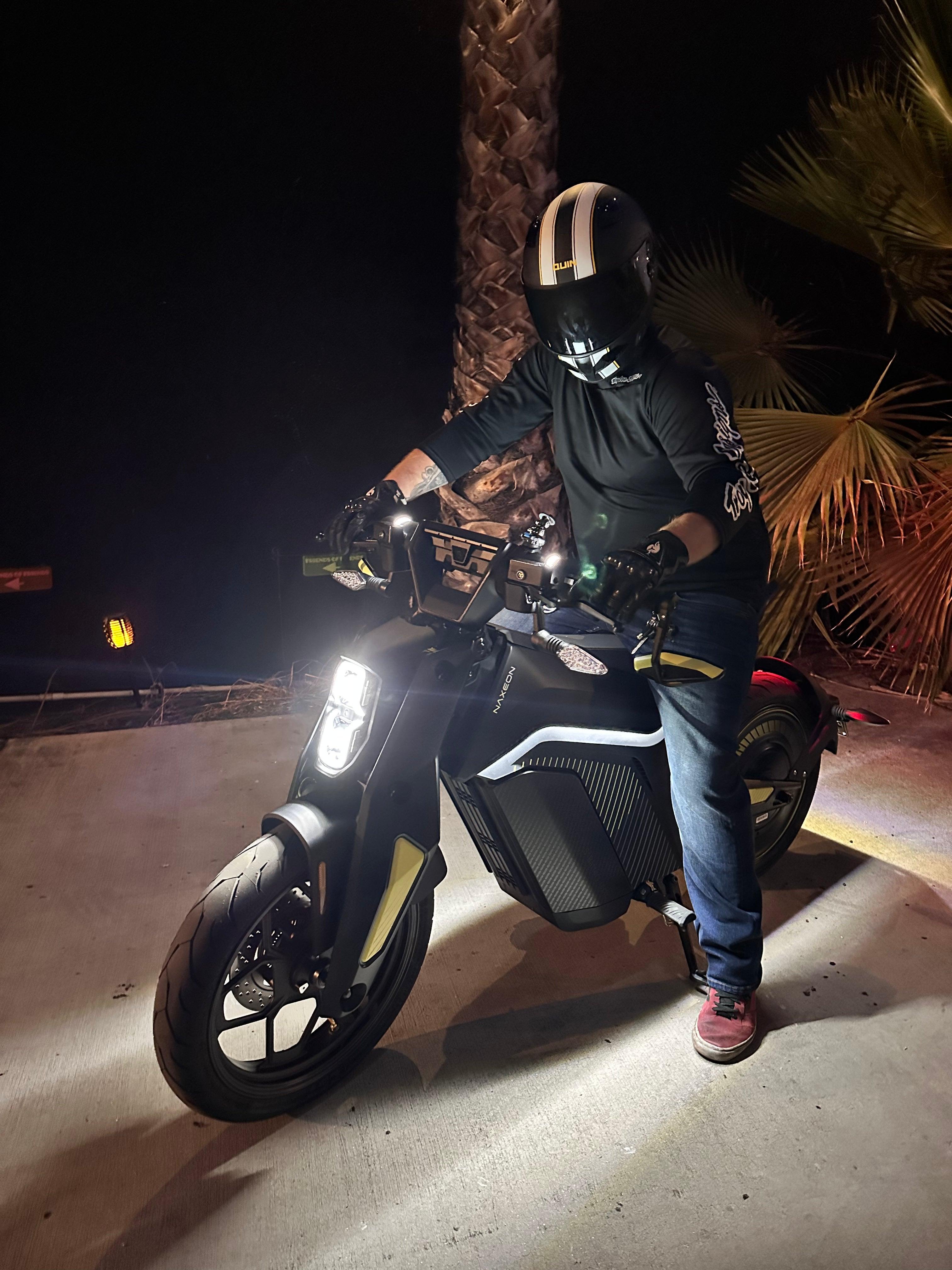 Black Naxeon electric motorcycle for sale at turbopwersports.com