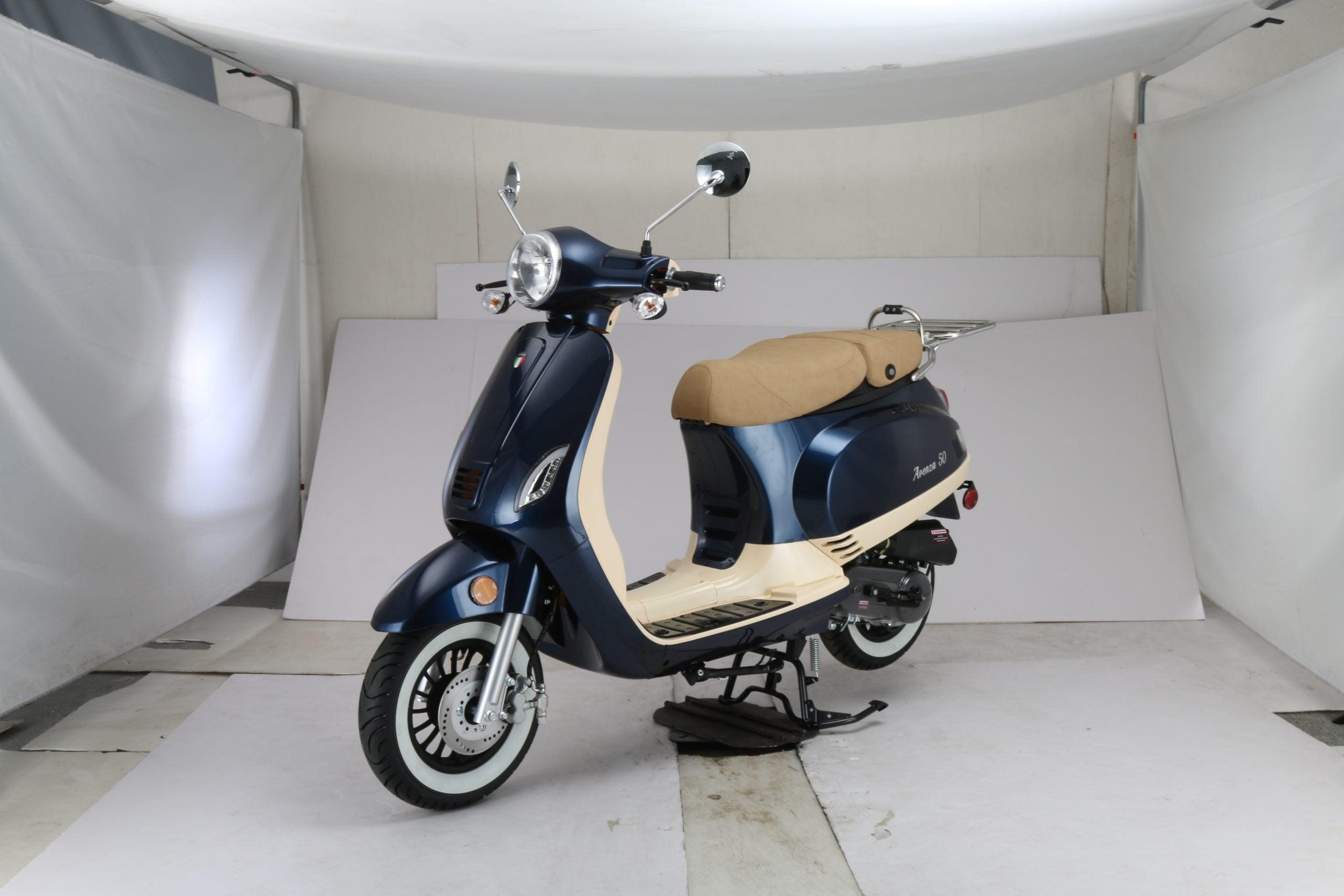 2024 Amigo 200cc Motor Scooter - TurboPowersports.com