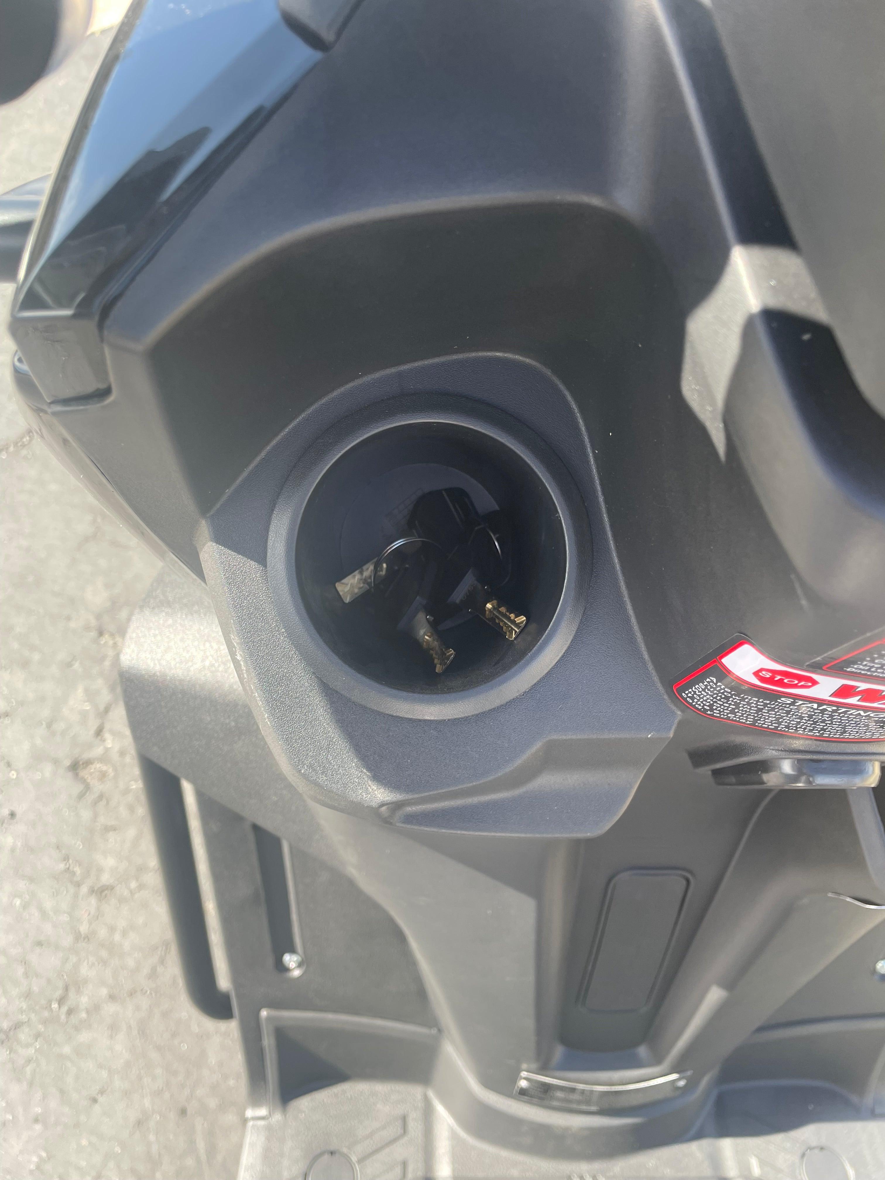 Tank DLX Scooter Delivery Cargo 200cc EFI - TurboPowersports.com
