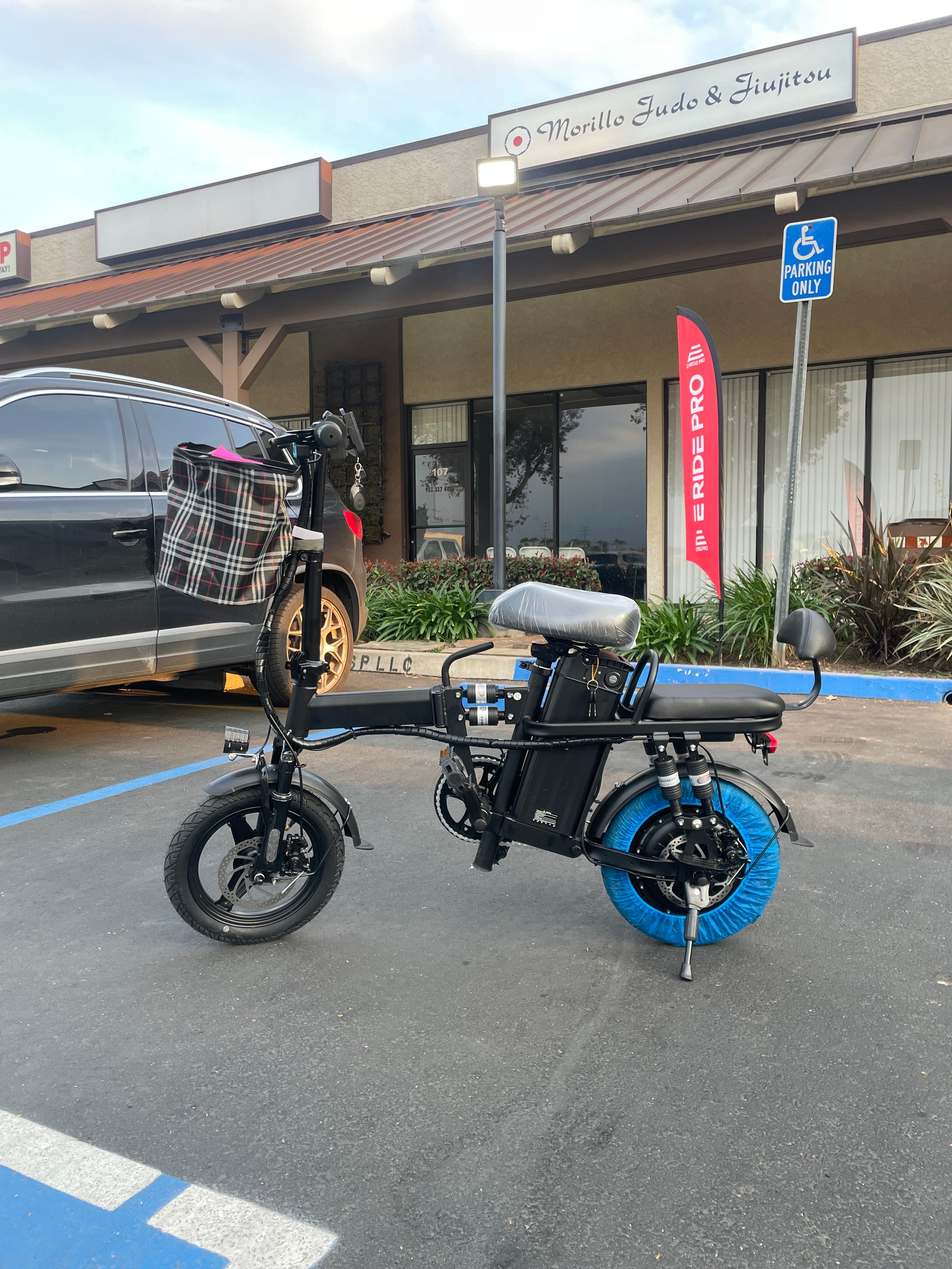 Scooter Seg de movilidad eléctrica EW-18 STAND-N-RIDE 350w
