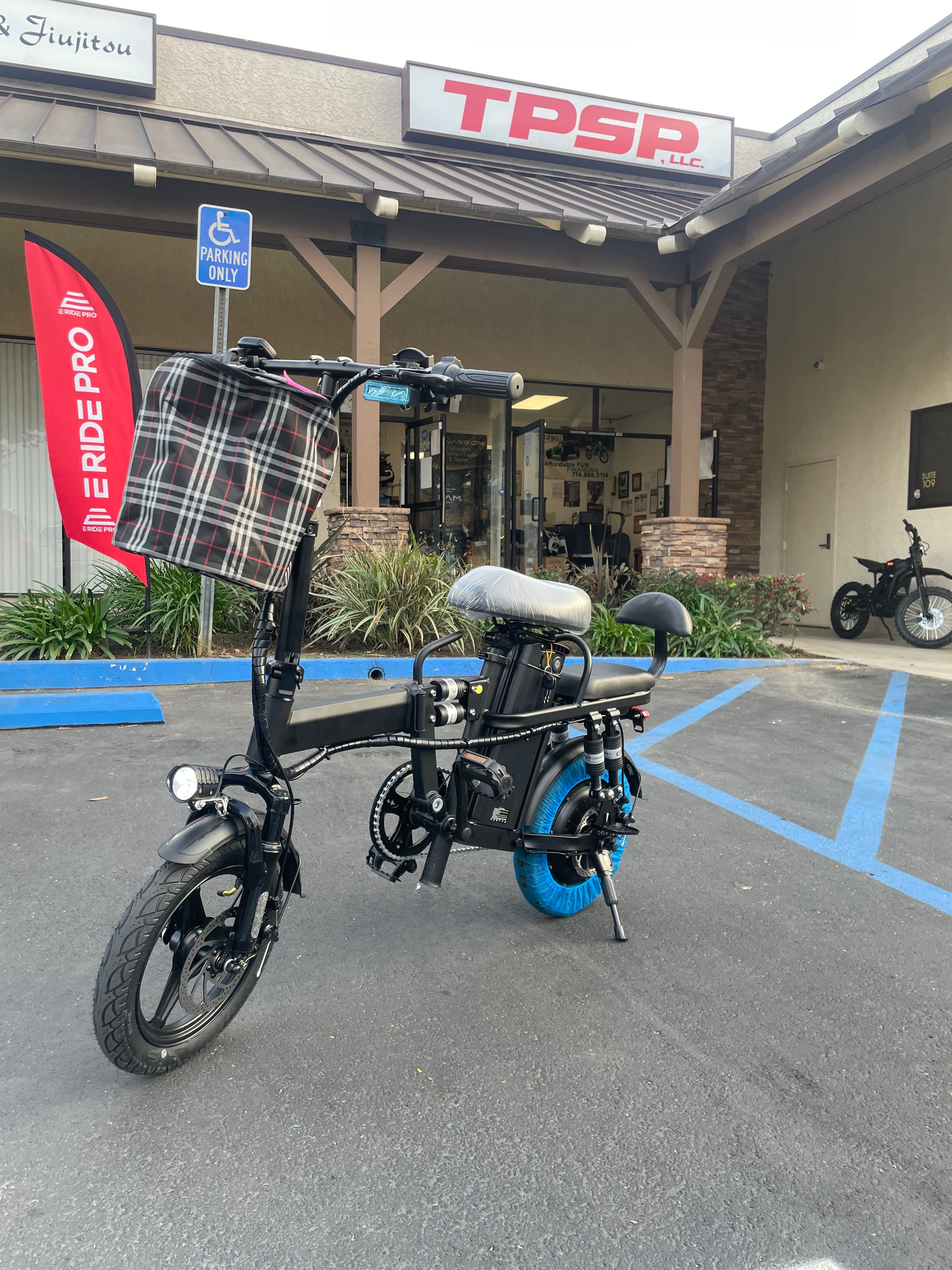 Scooter Seg de movilidad eléctrica EW-18 STAND-N-RIDE 350w