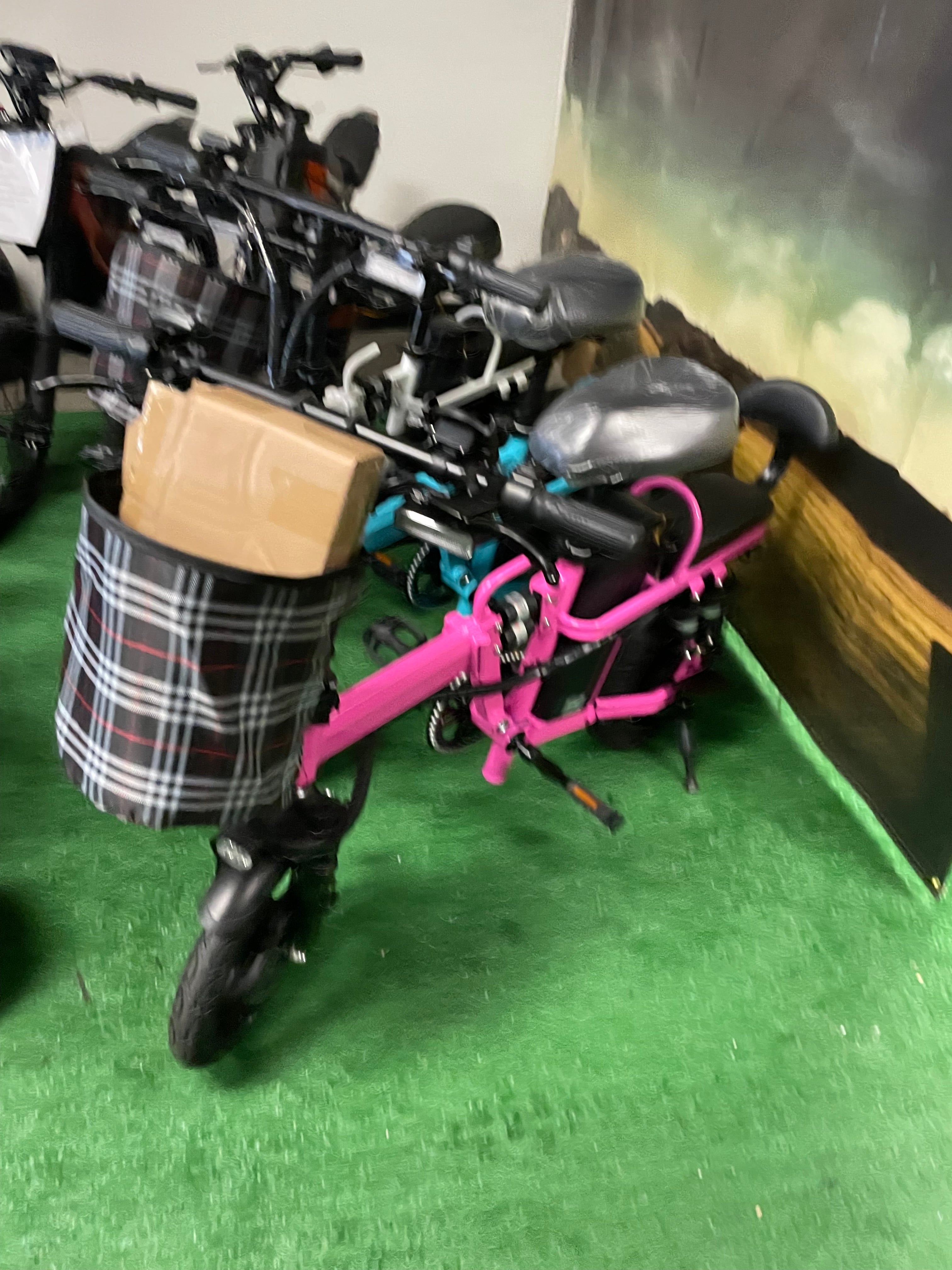 Scooter Seg de movilidad eléctrica EW-18 STAND-N-RIDE 350w