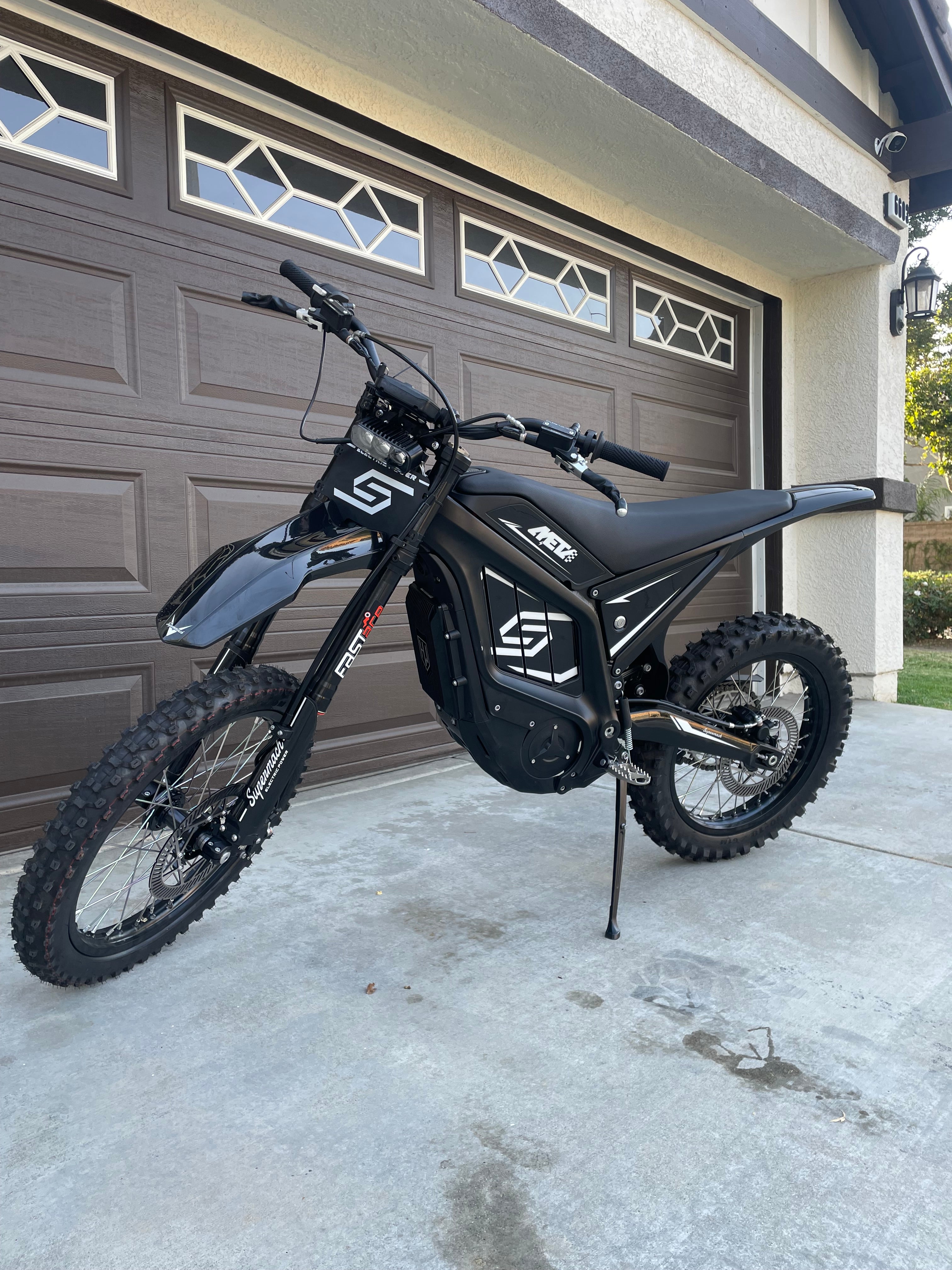 Supermach Viper Pro 72v Electric Dirt Bike