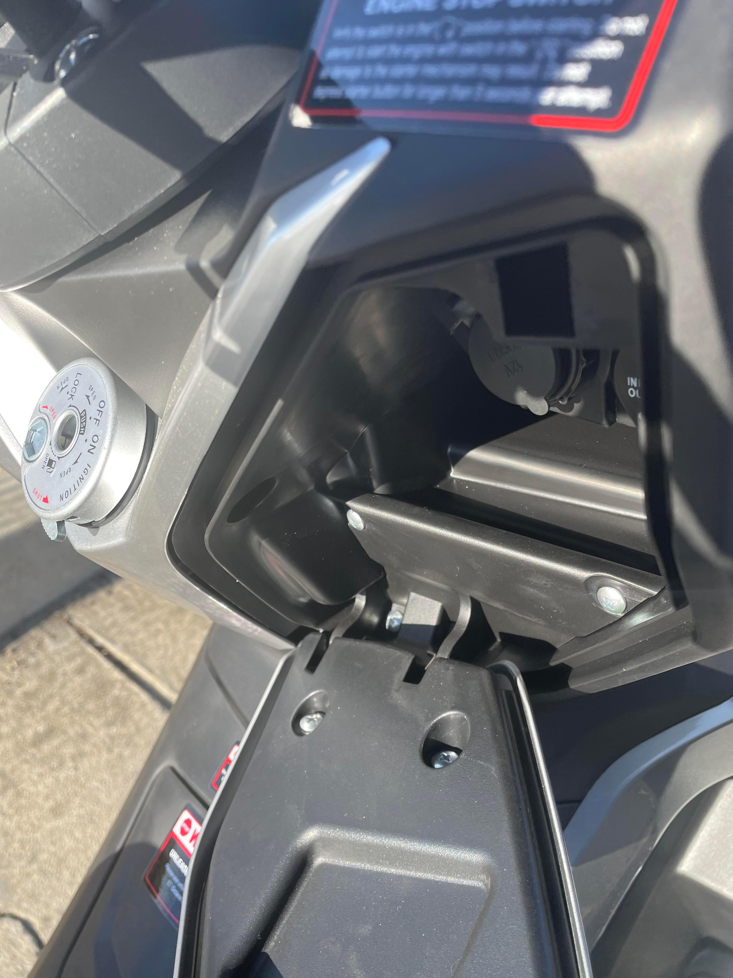 LIFAN KPV 150 ADV EFI liquid-cooled engine automatic SCOOTER - TurboPowersports.com