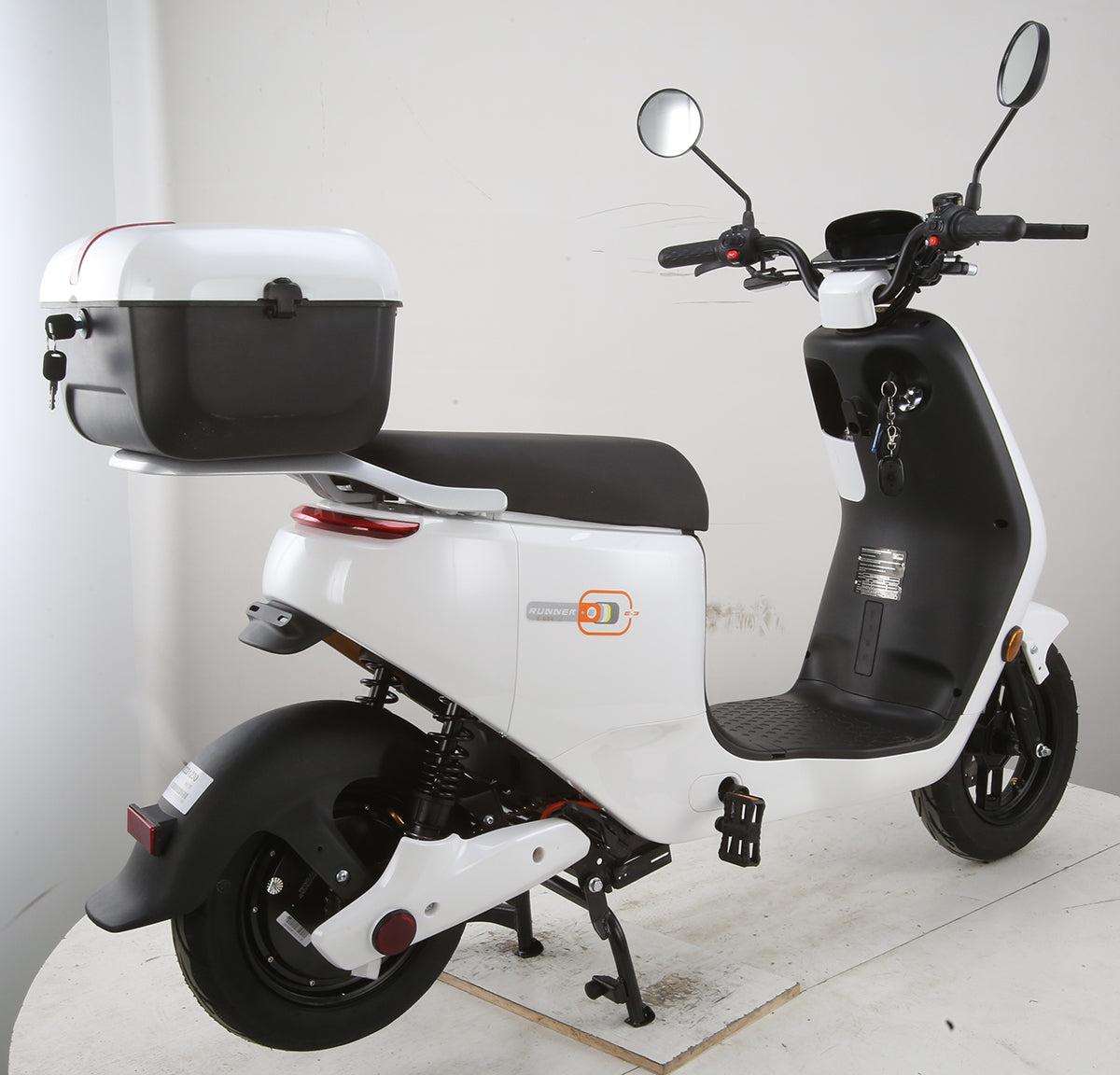 Vitacci E-RUNNER ELECTRIC SCOOTER