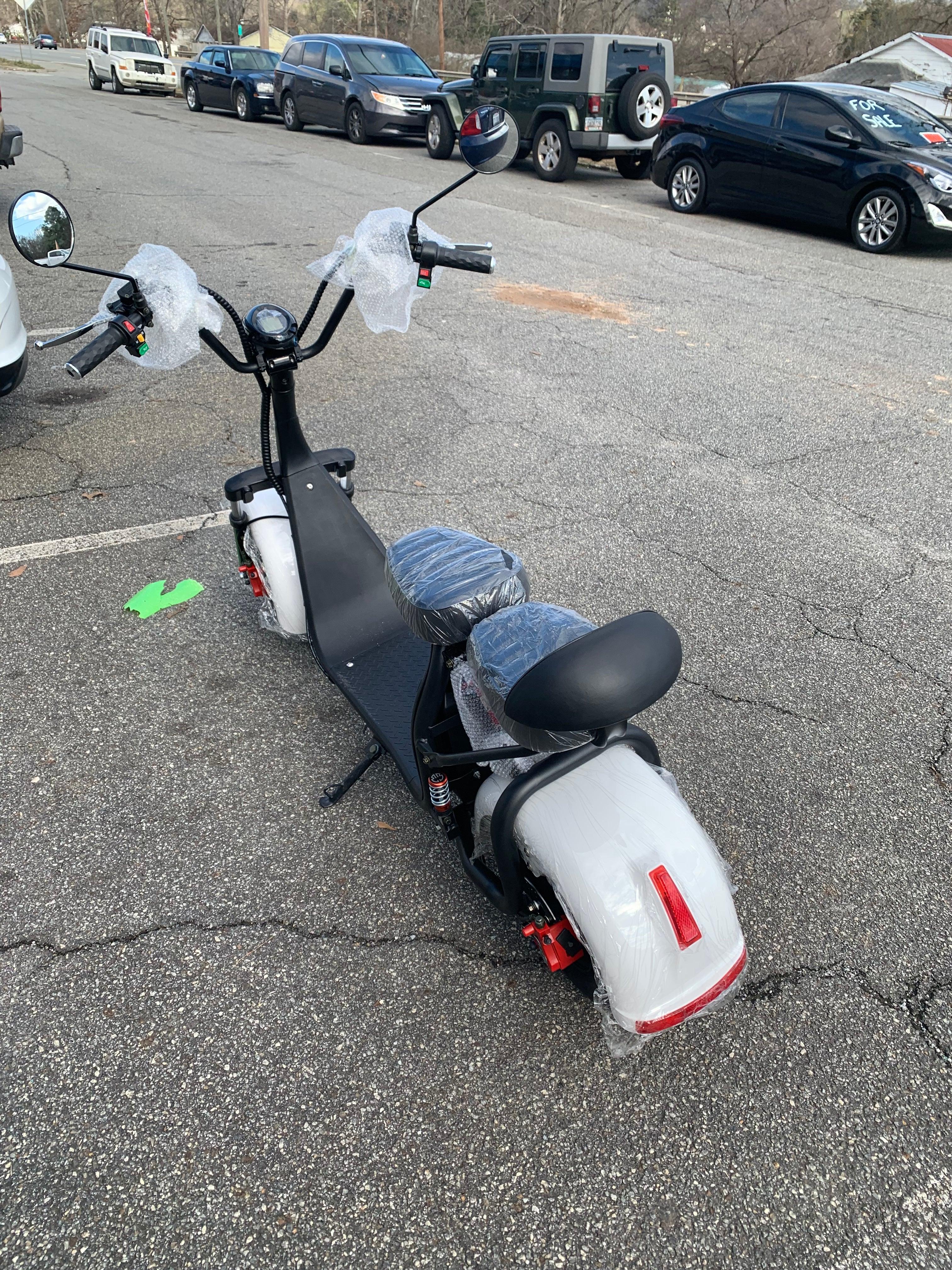 GETAWAY 2000 WATT TRIKE SCOOTER - TurboPowersports.com