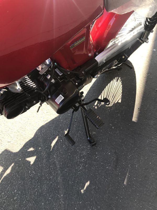 Limited Edition Nostalgia 125cc 4 Speed Simi Automatic -Speed Manual Motorcycle Scooter - TurboPowersports.com