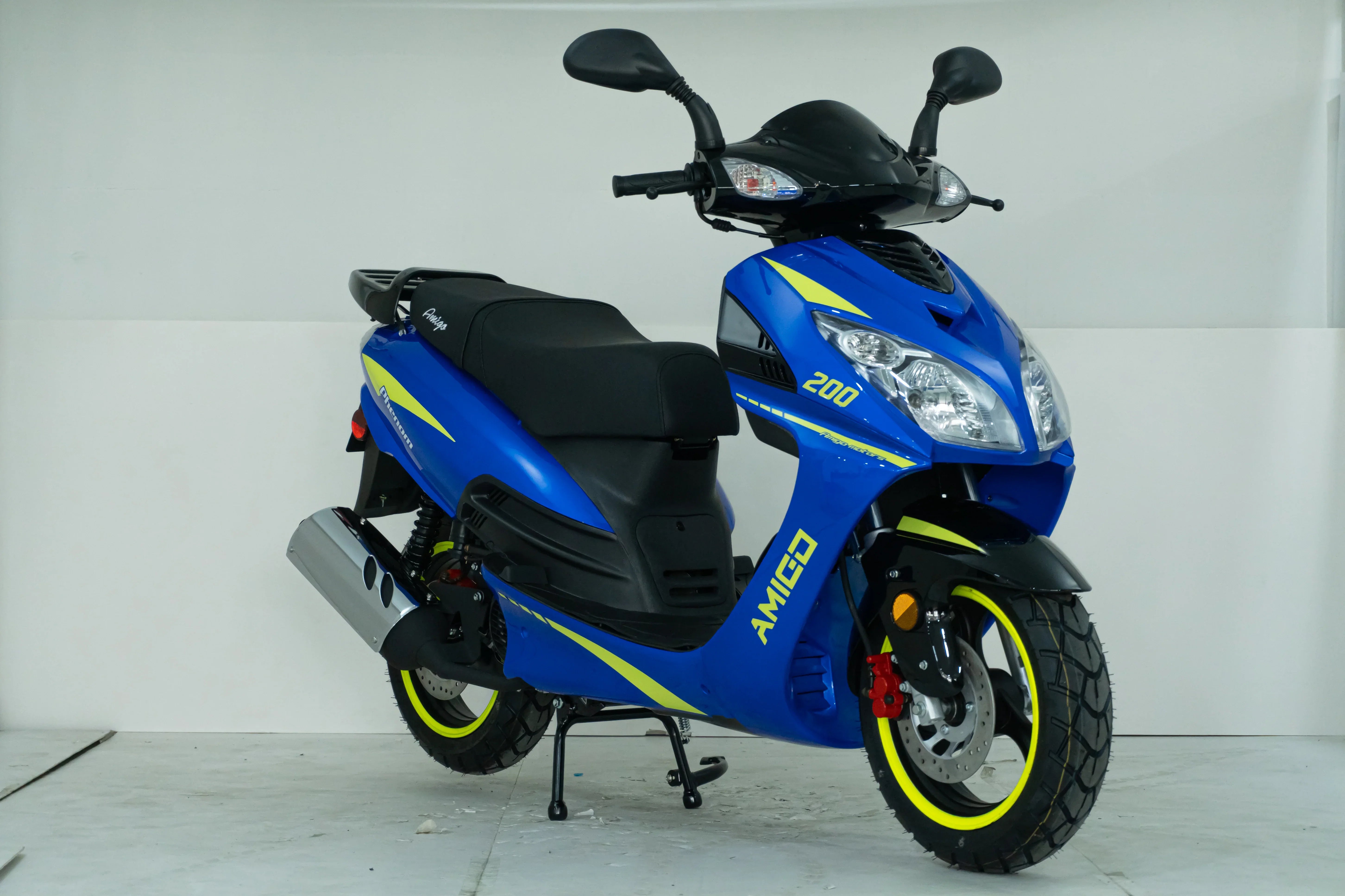 Blue and yellow AMICO 200 scooter with sporty design and dual mirrors