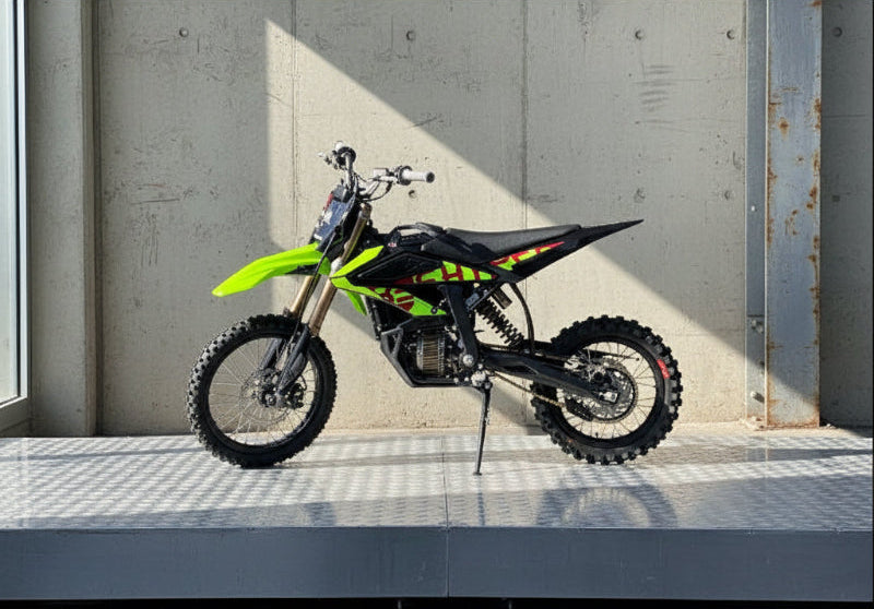 Surron Hyper Bee electric dirt bike black frame bright green fender