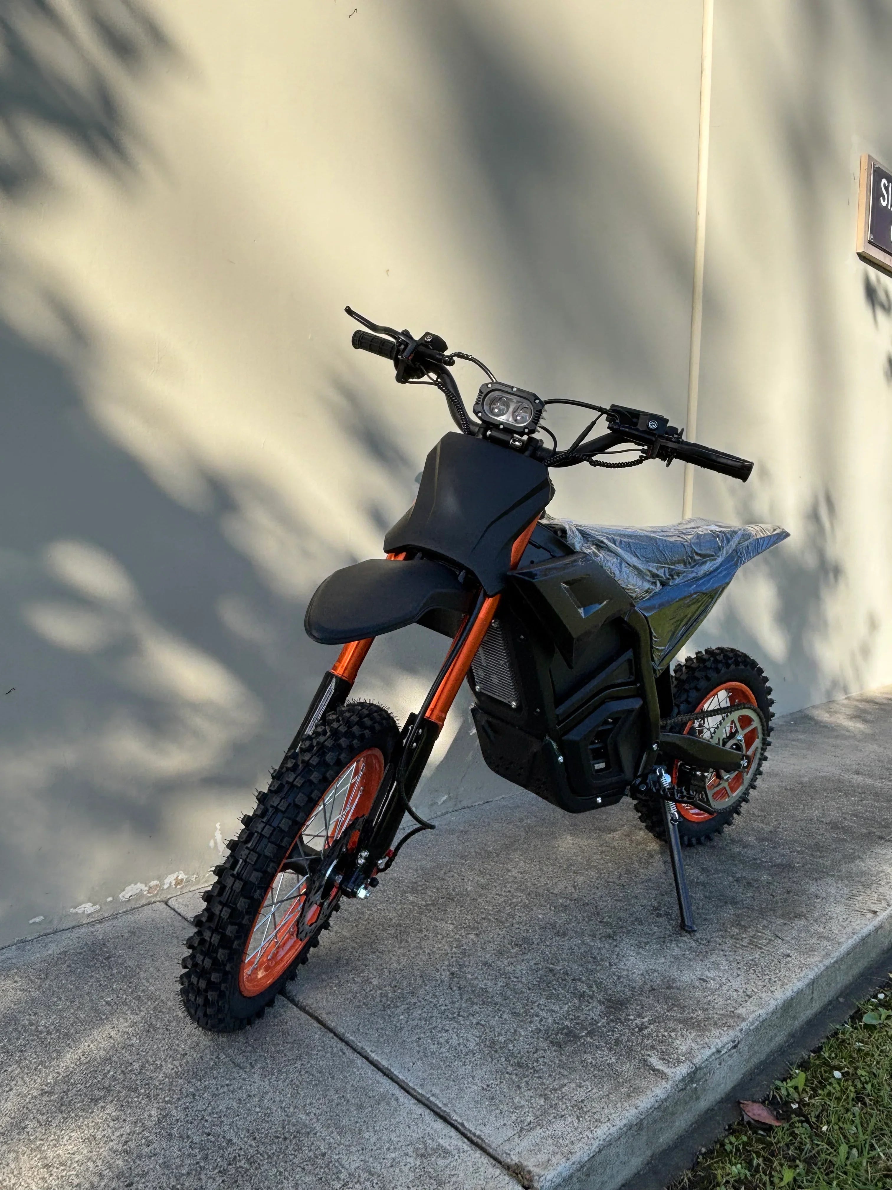 Cemoto DO3 3000W Electric Dirt Bike