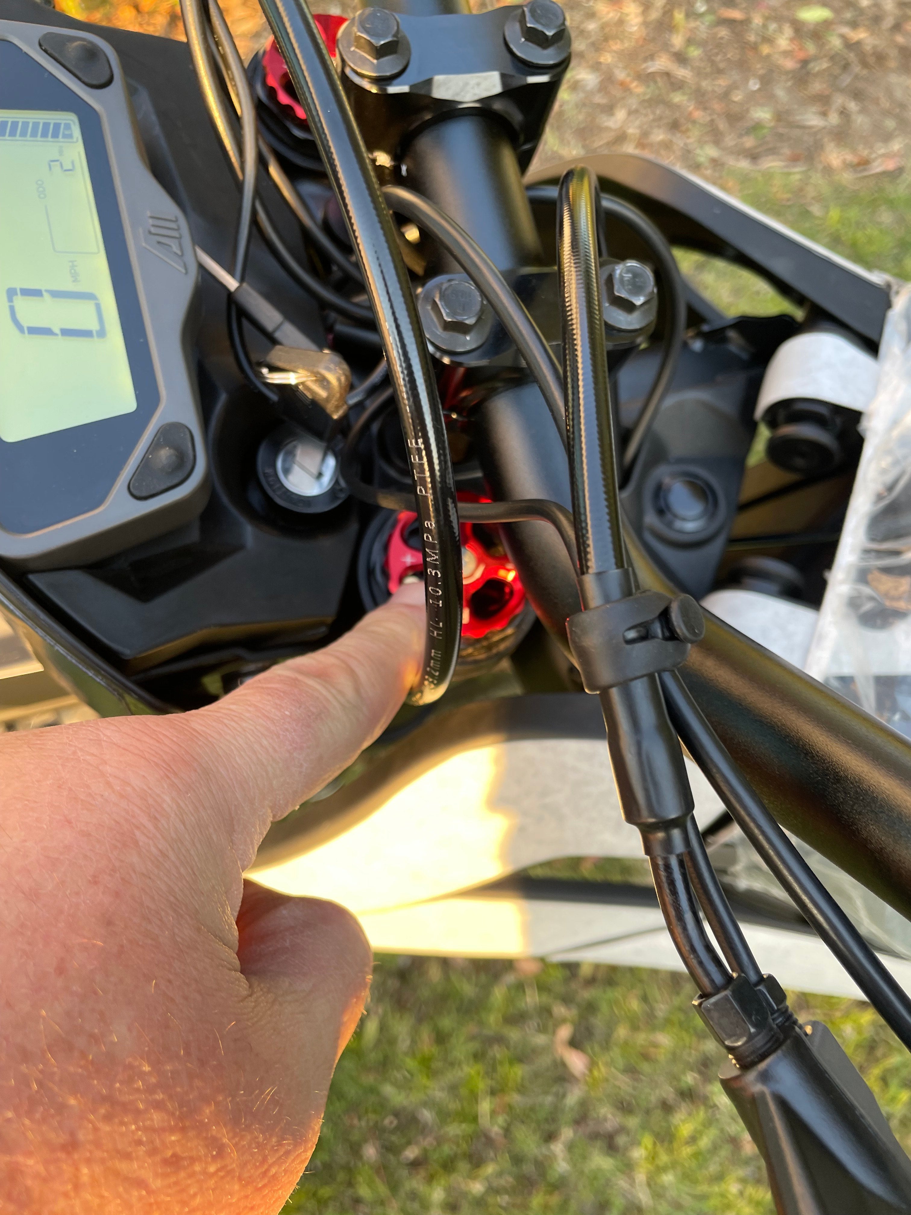 ARES RALLY PRO DLX Electric Dirt Bike