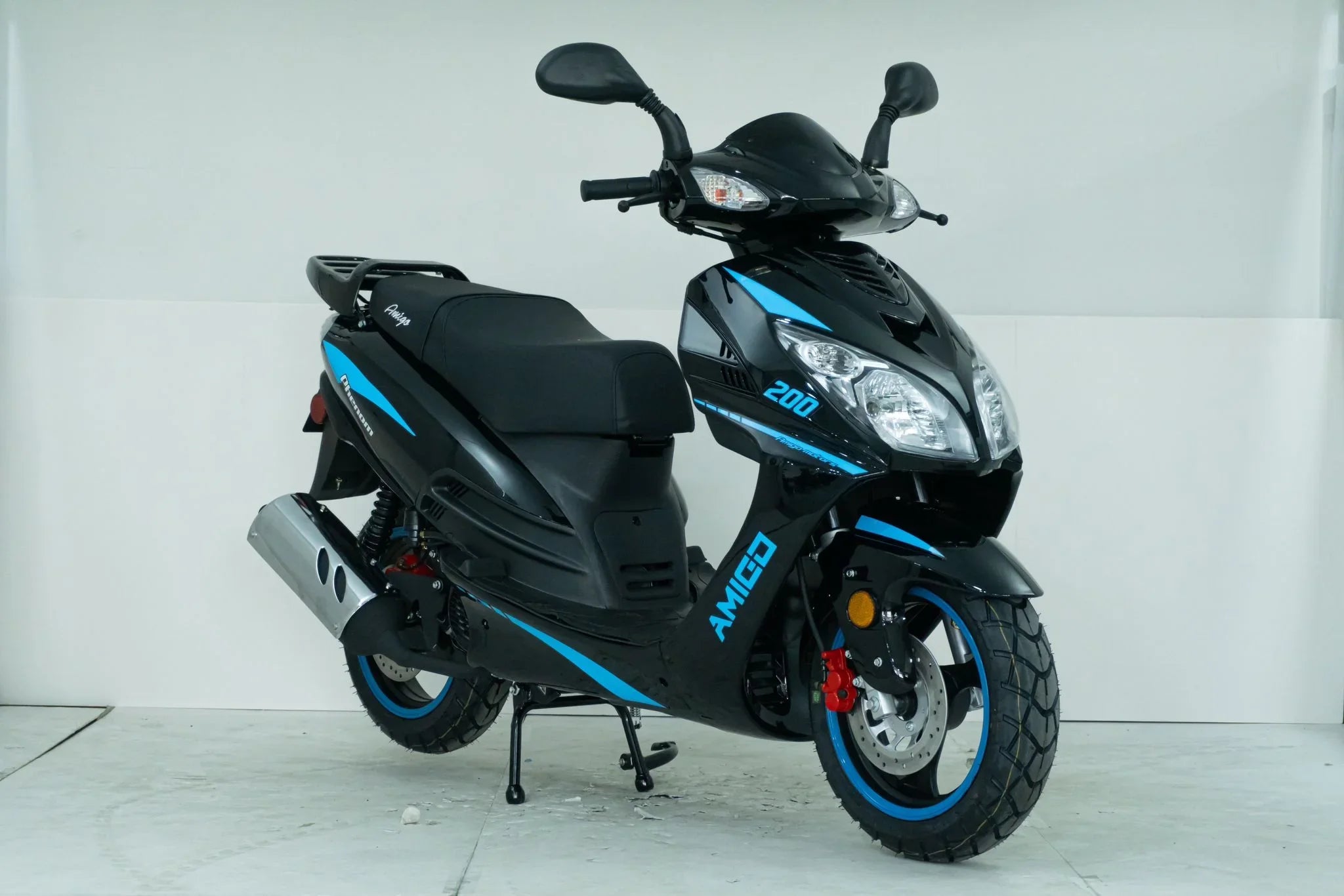 Black and blue Amigo 200cc scooter with sporty design and disc brakes