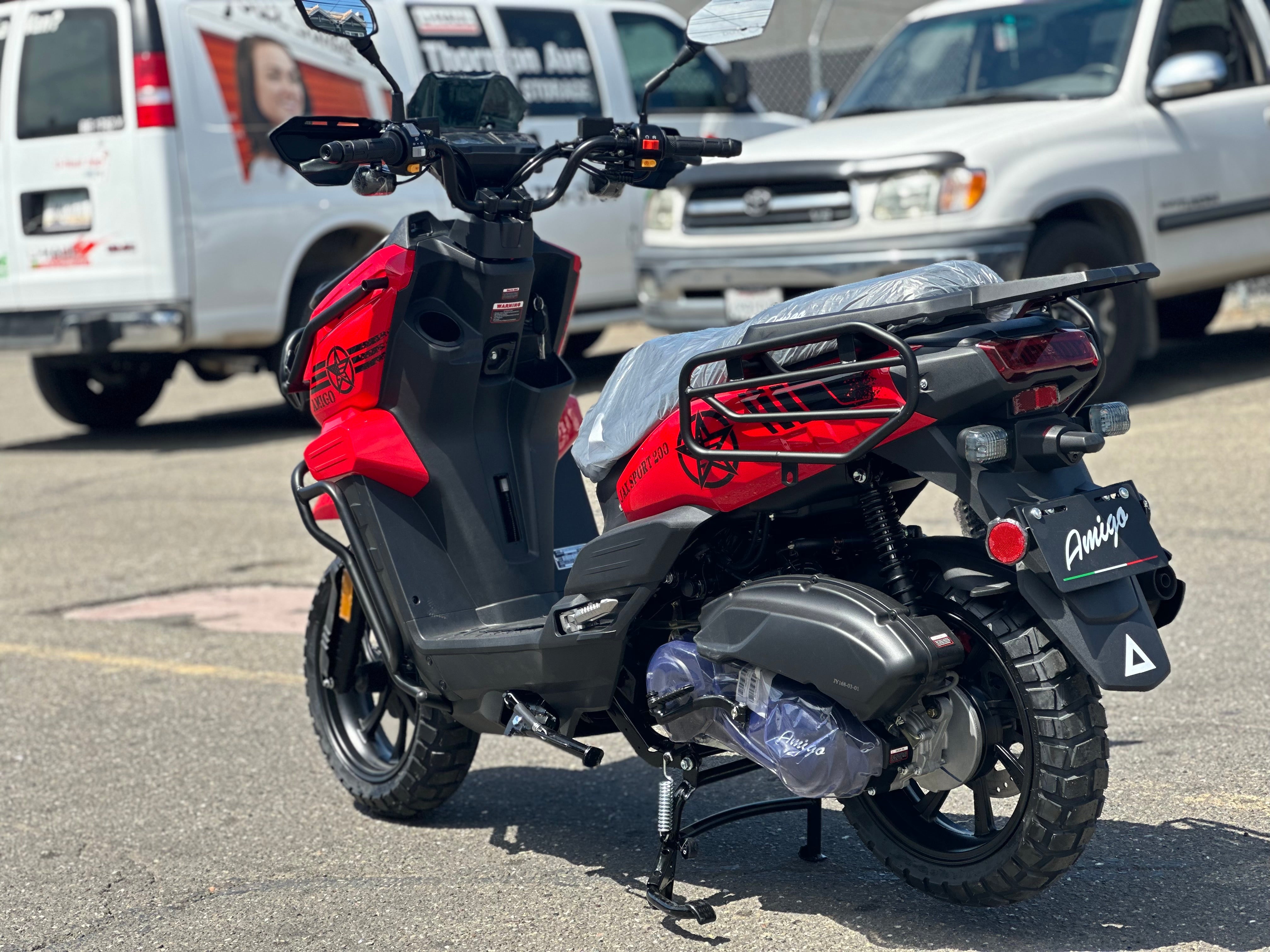 Amigo Jax Sport 200cc scooter red black rear luggage rack