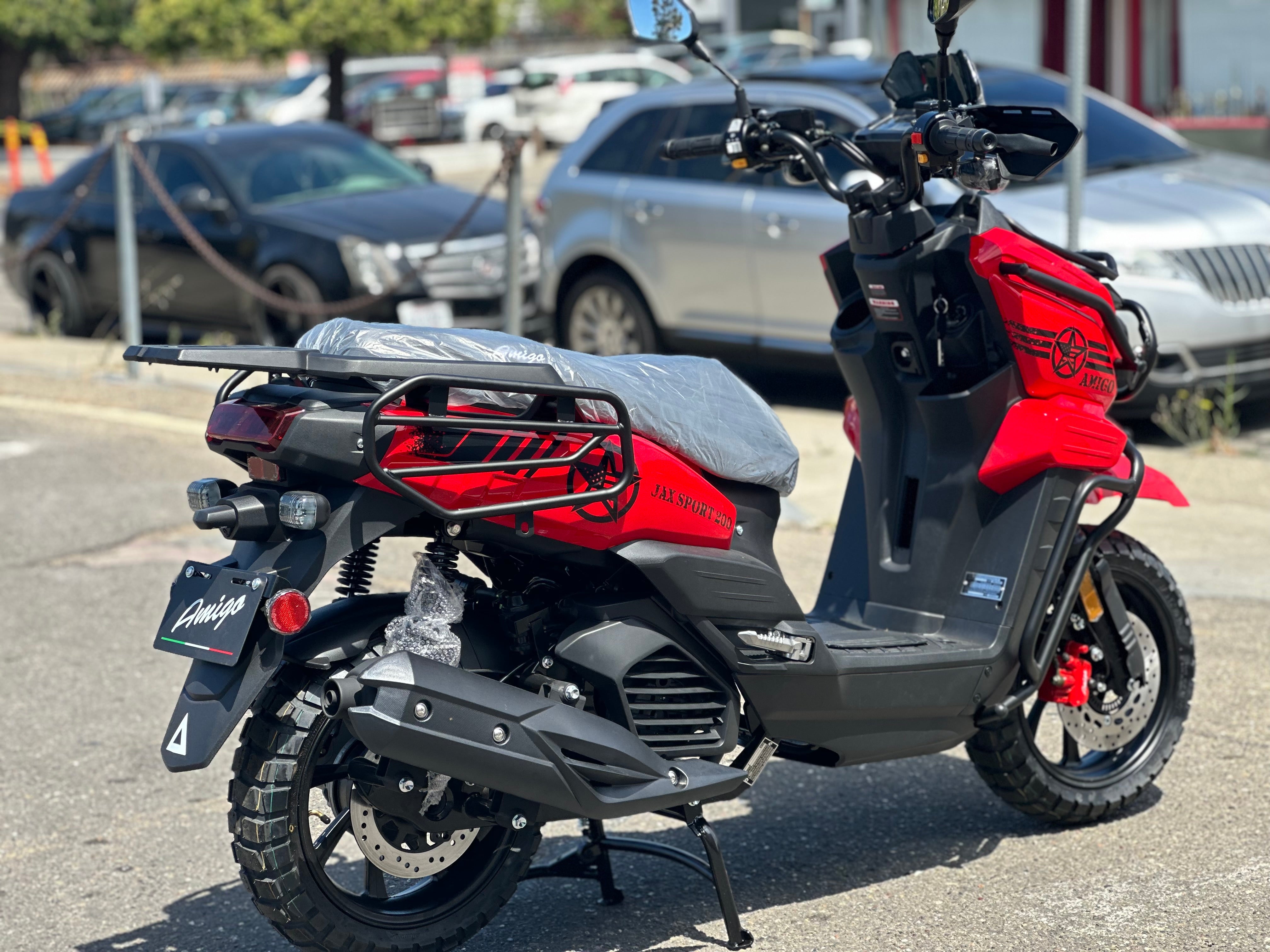 Amigo Jax Sport 200cc scooter red black rear three-quarter