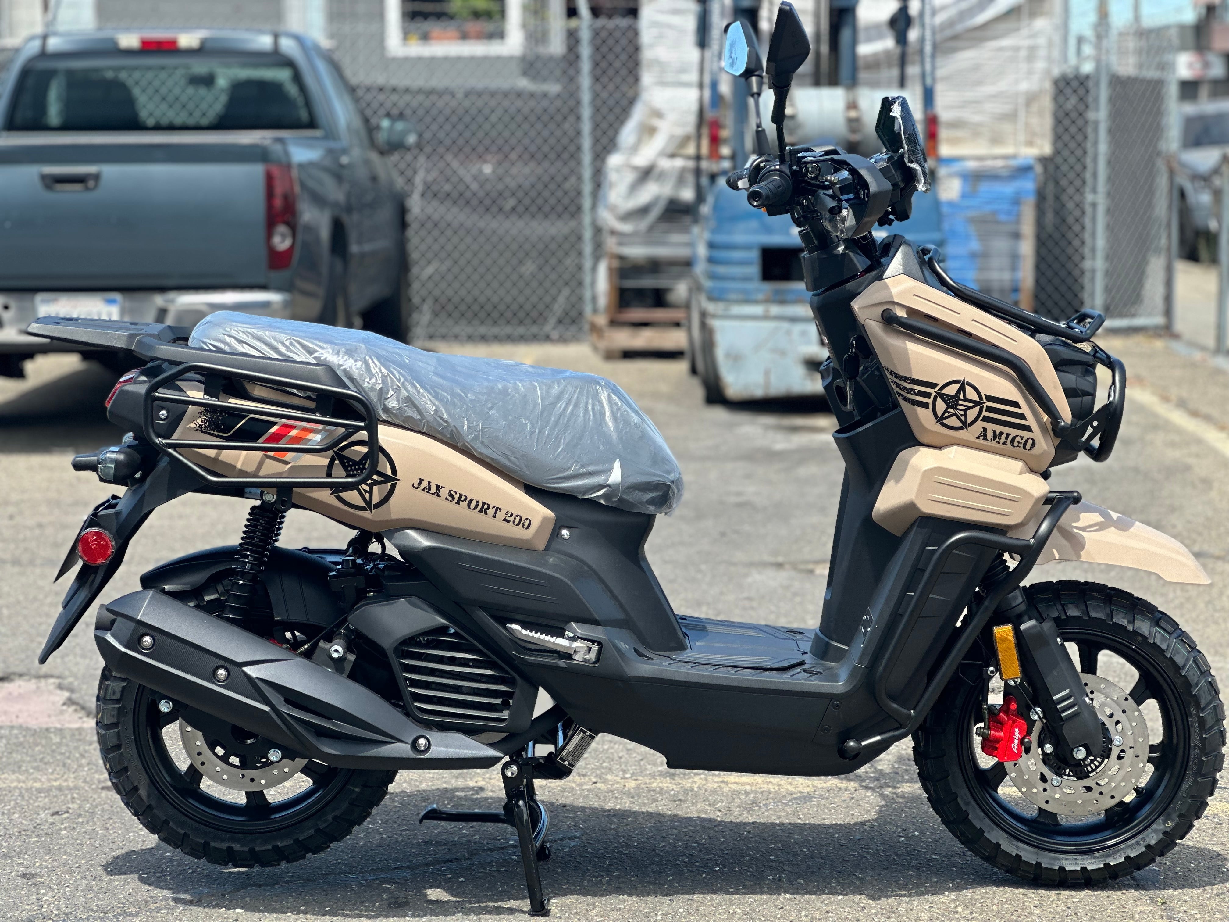 Amigo Jax Sport 200cc scooter beige black side profile