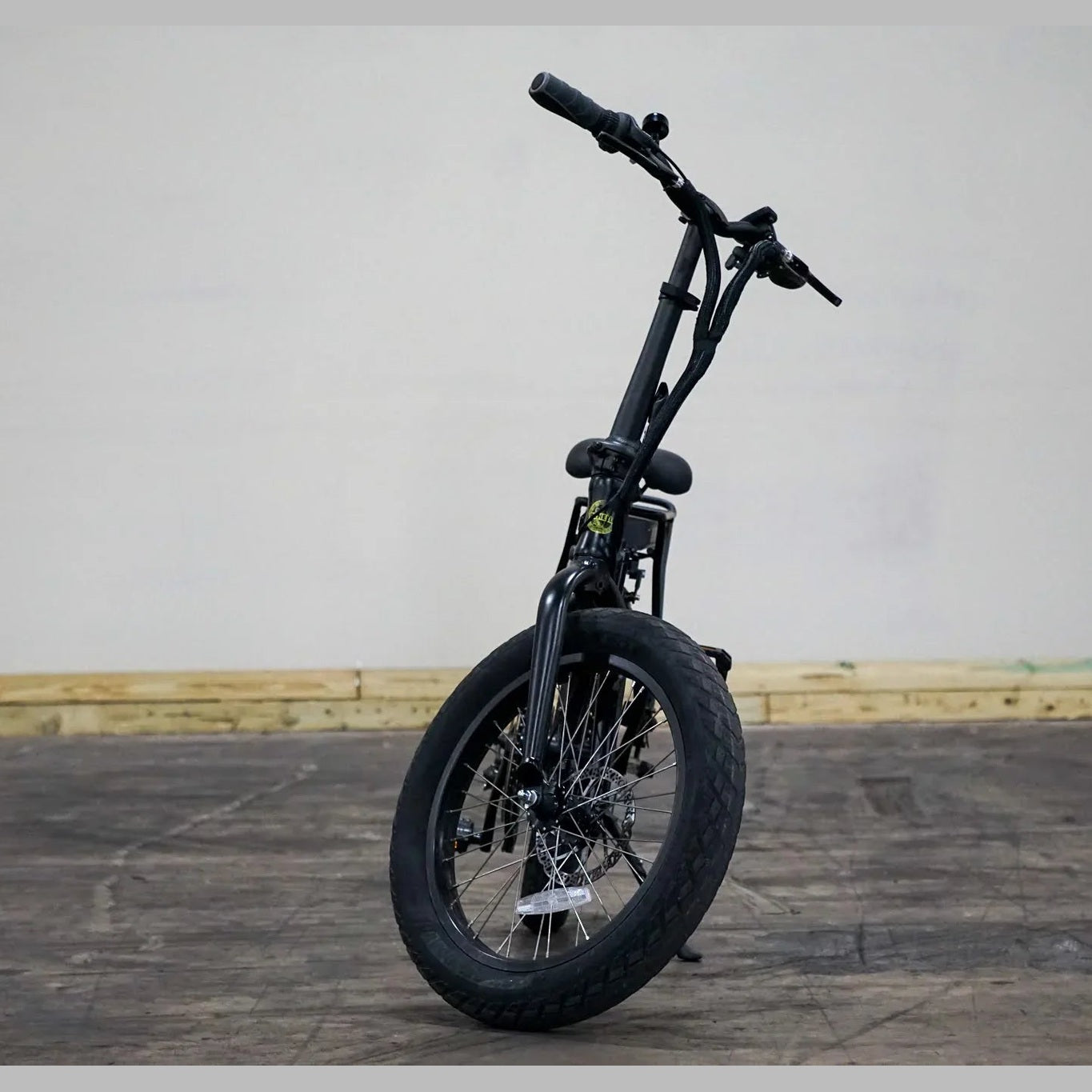 Black TrailMaster Benelli E-Fold 500 Folding Electric Bike