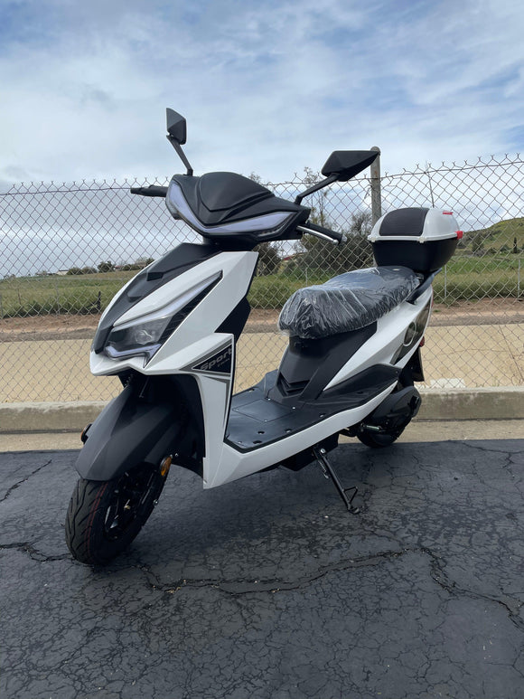 E -Strike Scooter 1200 watts 72 Volts Brushless Motor